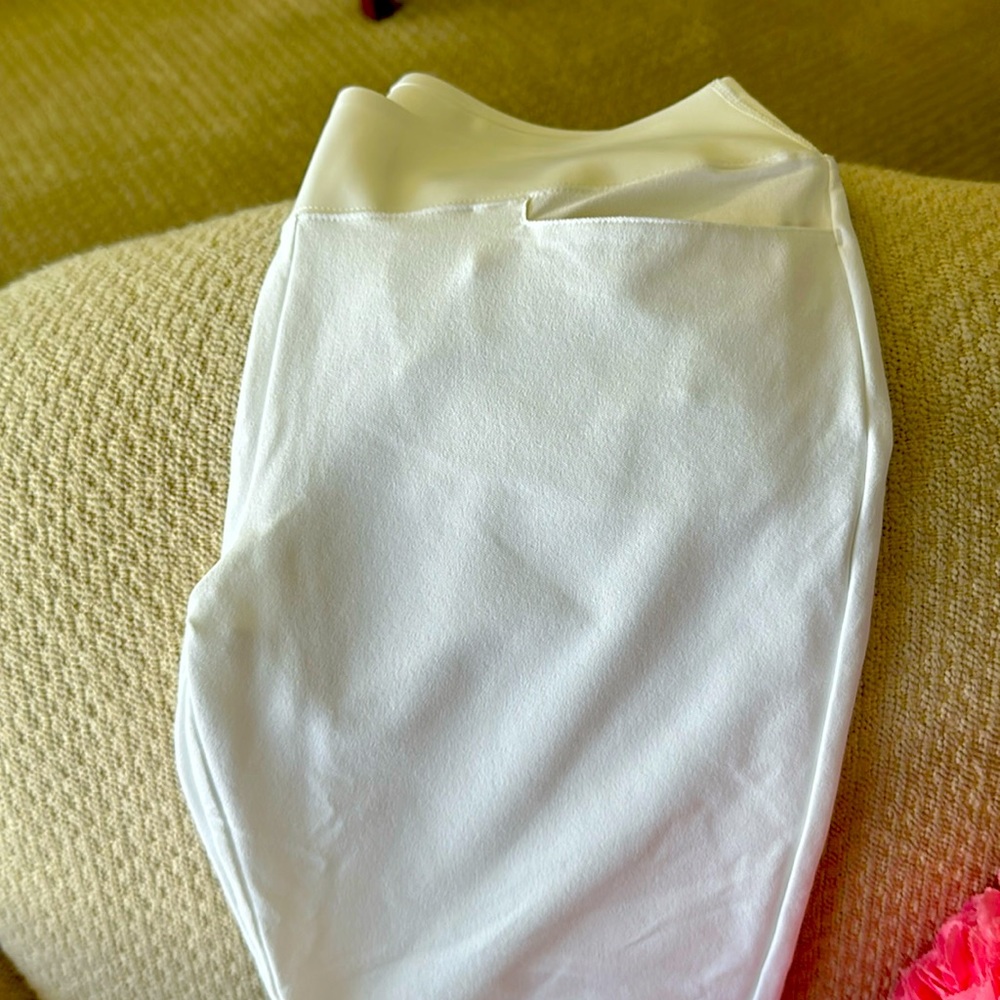 Puma Golf boardwalk 28.5” women’s pants white large never worn